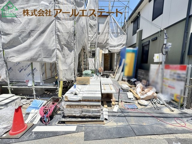 加古川市加古川町美乃利　　JR「加古川駅」徒歩18分の前面道路含む現地写真