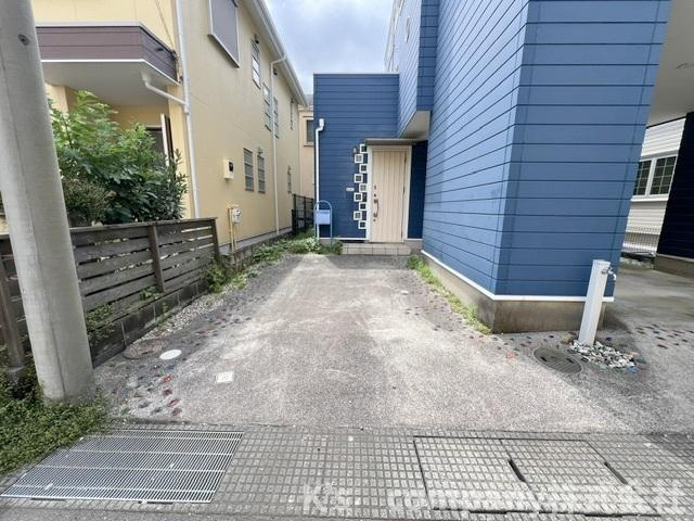 ■高座郡寒川町一之宮8丁目　中古戸建の駐車場|駐車スペース◇