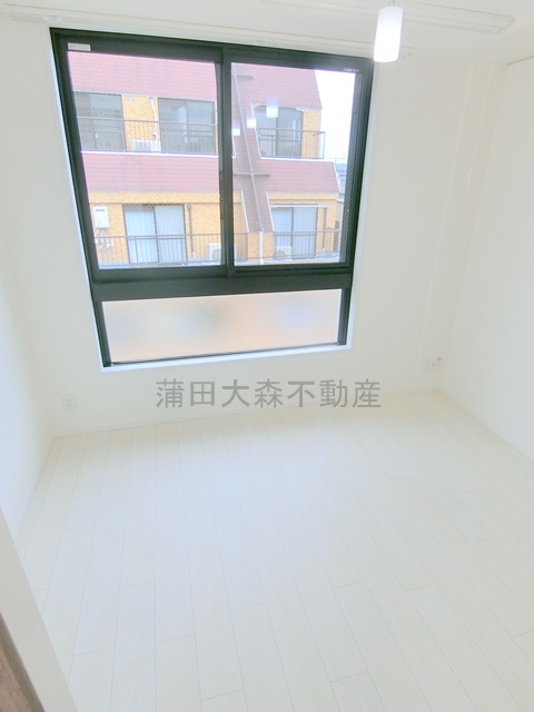 LUORE(ルオーレ千鳥町の居間・リビング