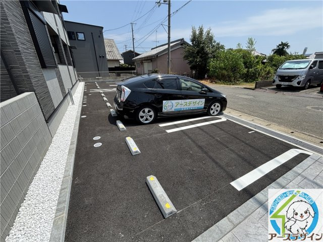 ヒカルサ明石土山の駐車場
