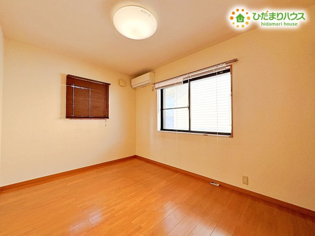 熊谷市上之　中古一戸建て　の洋室|2階の6帖洋室は子ども部屋や作業部屋に最適です！