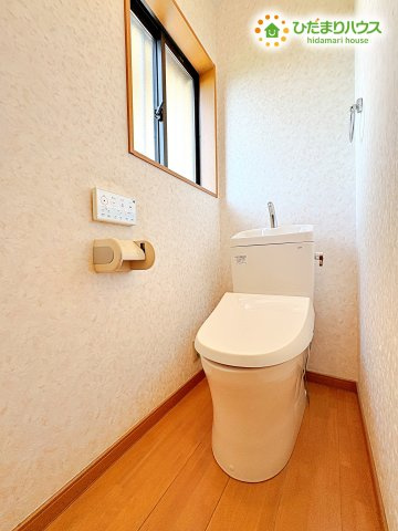 熊谷市上之　中古一戸建て　のトイレ|2階の節水型トイレになります！