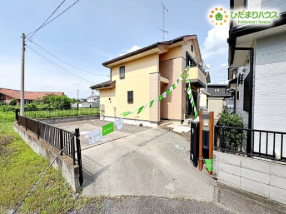 熊谷市上之　中古一戸建て　の外観|お隣のお家との間隔が開けております！