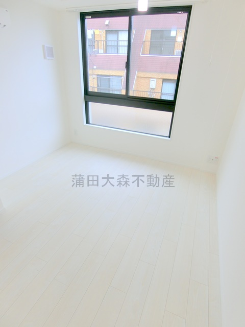 LUORE(ルオーレ千鳥町の居間・リビング