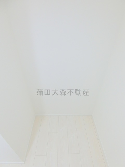 LUORE(ルオーレ千鳥町のキッチン|冷蔵庫置き場