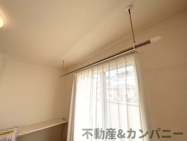 松山市高岡町2期5号地の中古戸建のその他|室内に洗濯物を干すことができます