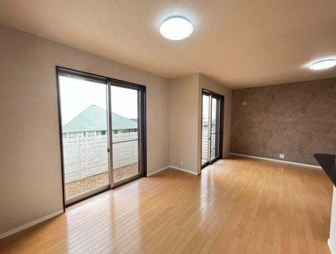 森北町7丁目　中古戸建の居間・リビング