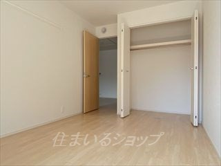 サクラの寝室|クローゼット