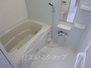 サクラの浴室|追い焚き・浴室暖房乾燥機あり
