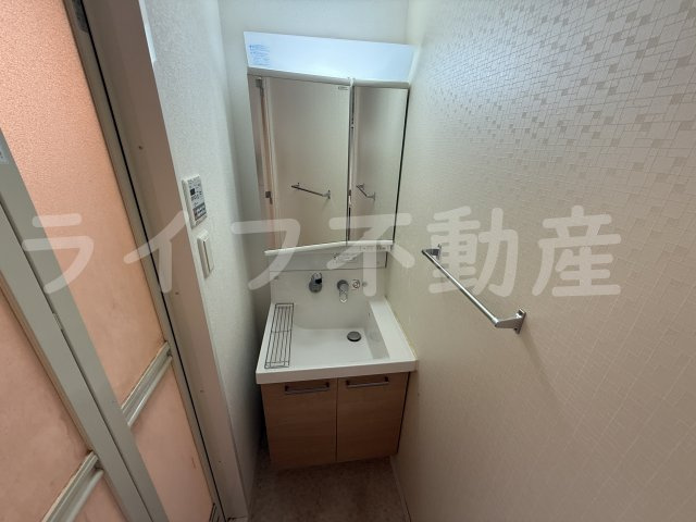 W-STYLE大阪城南の独立洗面台|独立洗面化粧台付き