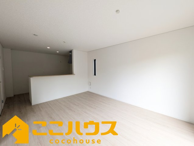 読谷村大湾第2　新築戸建て　全2棟　1号棟のキッチン|【施工例】※同施工の別物件写真