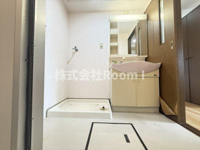 【洗面所】 | グレイスコート上本町 | 広い洗面スペース