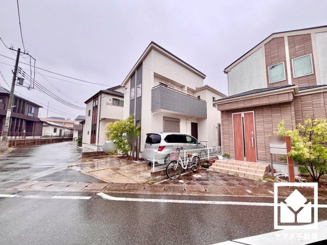 八幡市八幡砂田の外観