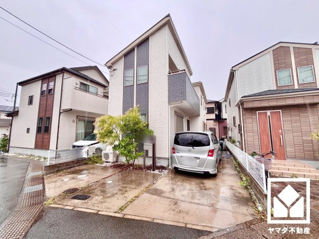 八幡市八幡砂田の外観