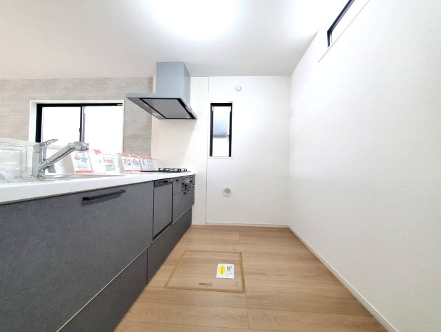 三郷市　戸ケ崎1丁目　新築戸建　全4棟のキッチン|キッチンでお料理をお楽しみください