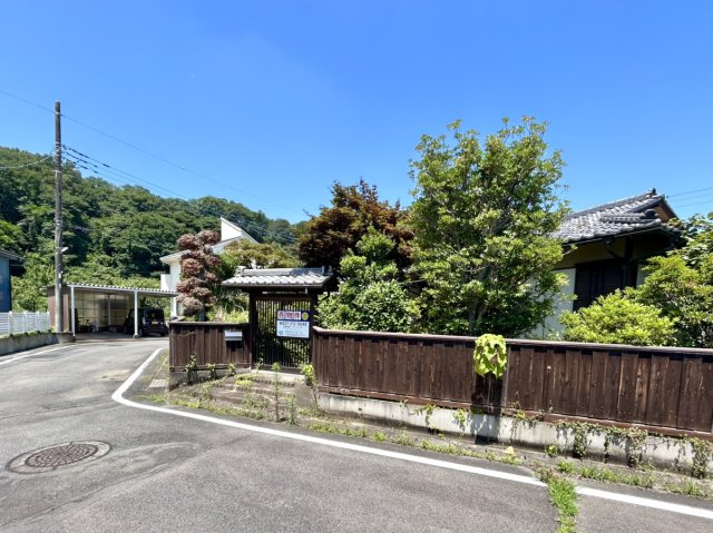 【中古戸建】高崎市城山町2丁目の外観|■外観｜閑静な住宅街で始める新しい暮らし♪開放的な毎日をあなたへ(^^♪