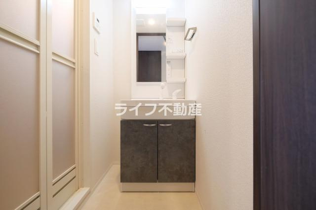 スワンズシティ大阪エスクレアの洗面所|洗面所です