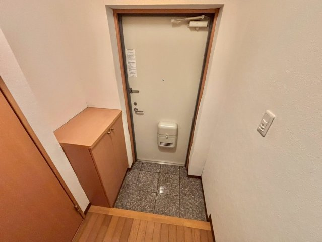 フロイデ姫路の玄関