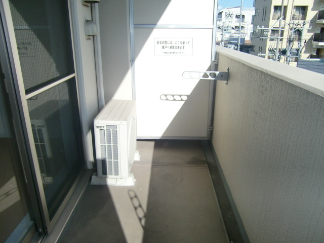 エル・セレーノ石屋川のバルコニー