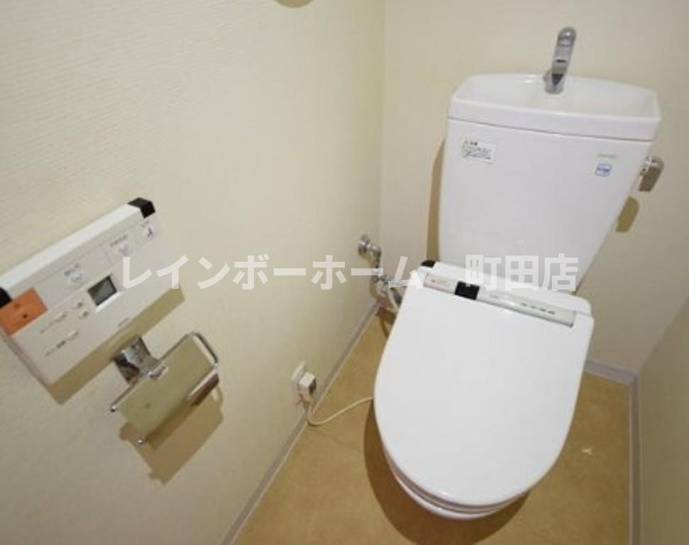 KDXレジデンス町田※初期費用分割あと払いサービス利用可能物件のトイレ