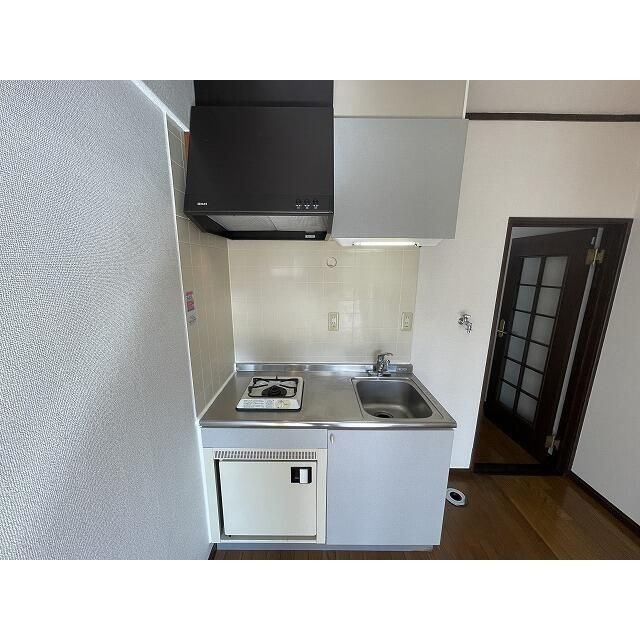 シーサイドカモシタのキッチン