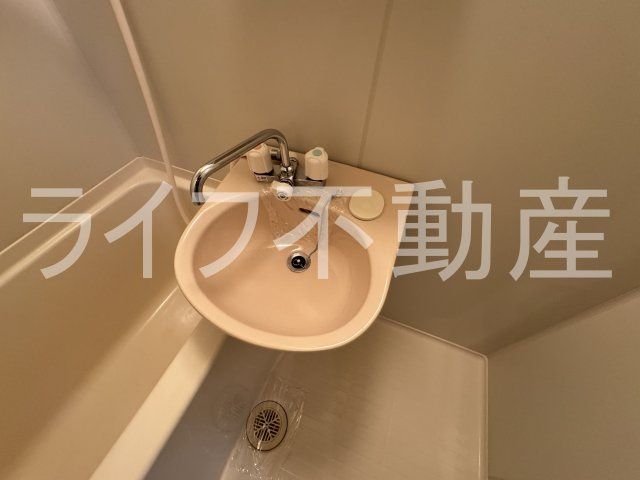 SENSE COURT森ノ宮の洗面所|コンパクトで使いやすい洗面所