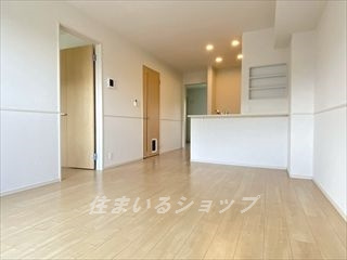 ルタンＳ　Ⅰの居間・リビング|エアコン付き