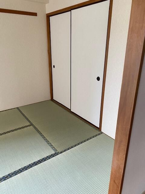 横浜市青葉区つつじが丘の賃貸マンションの収納