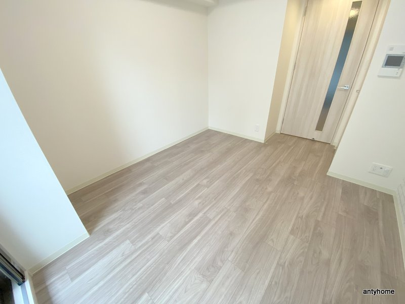 プレサンス松屋町ヴィゴラス 仲介手数料無料の洋室