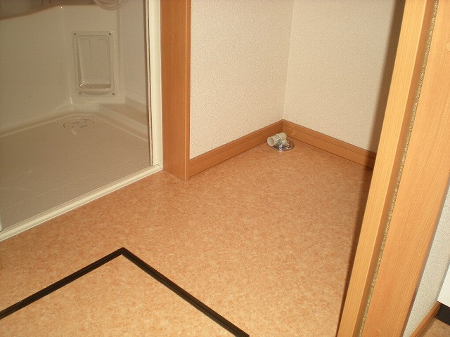 ラフィーネ中島のその他