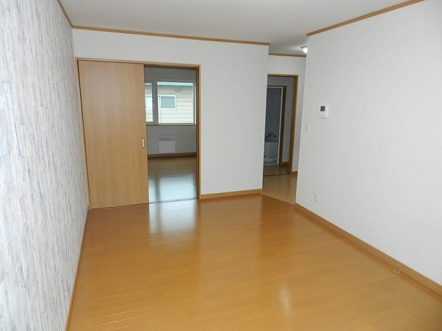 ラフィーネ中島のその他