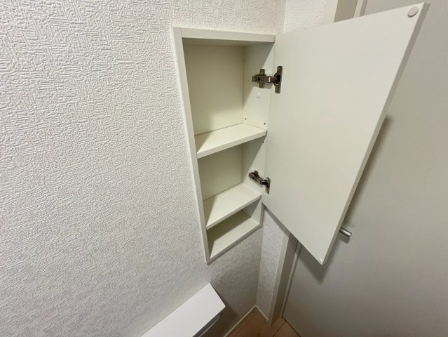 クレイドルガーデン南城市佐敷 1号棟（全3棟）※本日内覧可能※のその他|トイレ内の便利な収納