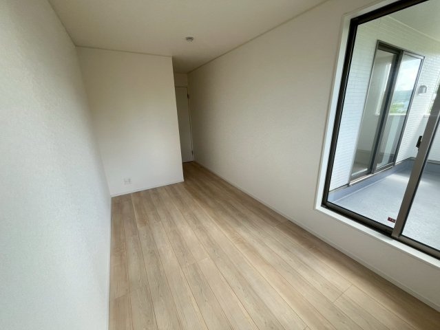 クレイドルガーデン南城市佐敷 1号棟（全3棟）※本日内覧可能※の洋室|洋室（6.3畳）