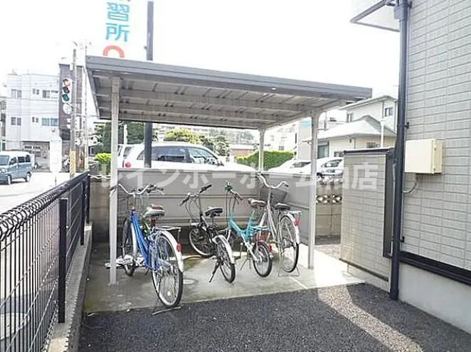特典：仲介手数料が無料です!!のその他共用部分|駐輪場です