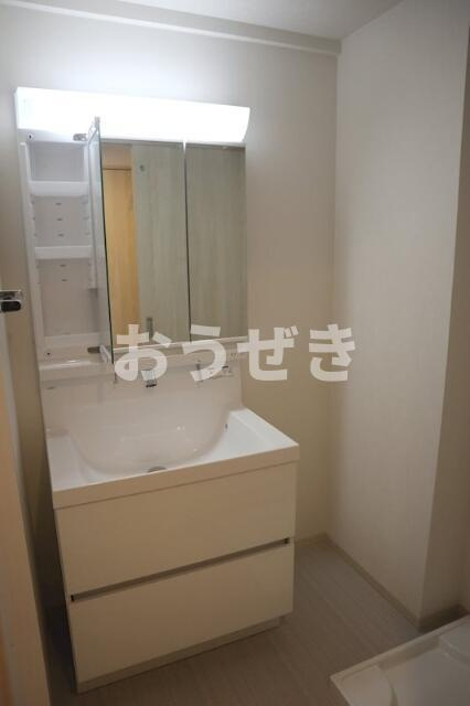 ラフィシア関内の洗面所