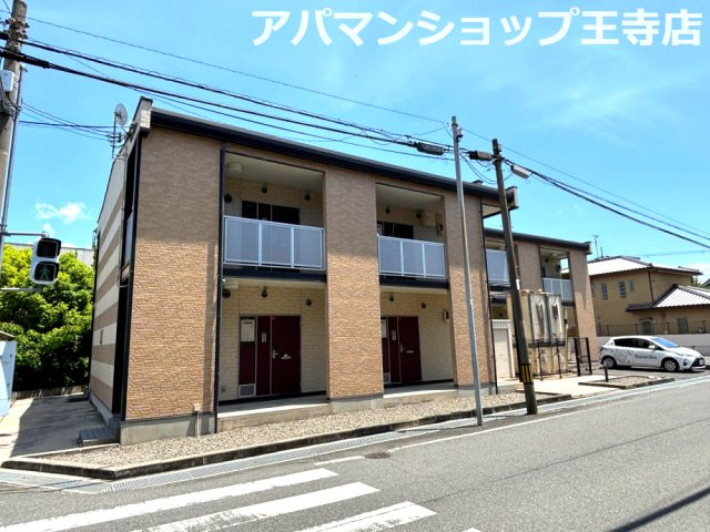 レオパレスカーサ