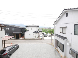 【展望】 | 山梨市大野 オール電化再生中古住宅 内外装大変綺麗です。 | 2階より南側を望む