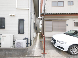 【周辺】 | 山梨市大野 オール電化再生中古住宅 内外装大変綺麗です。 | 敷地東側境界