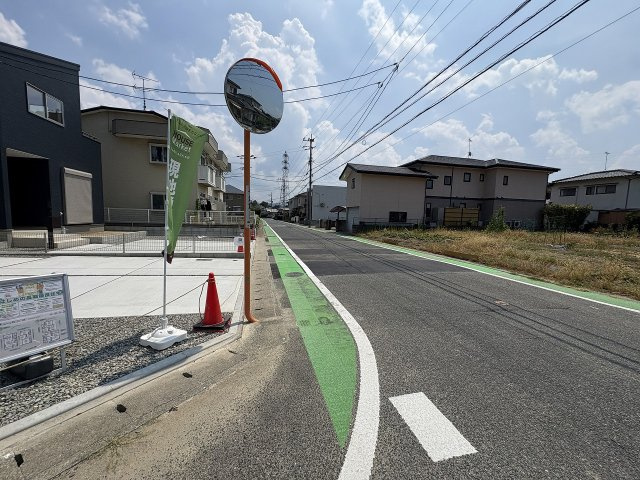 【その他】 | 福岡市東区三苫2丁目第2　1号棟（全3棟）【仲介手数料無料・0円】 | 現地写真。前面道路です。