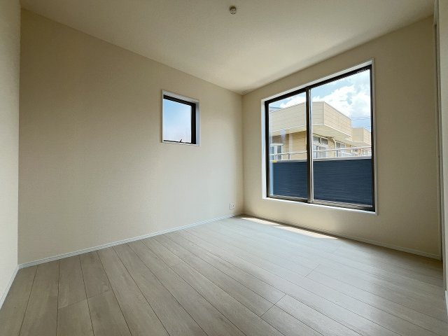 【子供部屋】 | 福岡市東区三苫2丁目第2　1号棟（全3棟）【仲介手数料無料・0円】 | 現地写真。