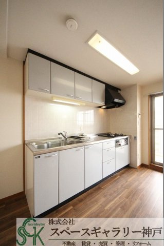 アプリーレ垂水のキッチン|※お部屋により仕様が異なる場合があります※リフォーム前のお写真になります※