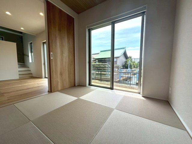 タマタウン　大垣市長松町（荒崎小）　全3区画分譲の和室|一室あると便利な和室は、ご来客時はもちろん、お子様のお昼寝や遊び場、寝室としてもご利用いただけます。
