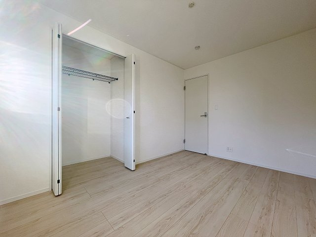 新築戸建・新築建売　喜多方市常盤台第3　松山小・第二中の洋室|全居室収納完備！収納が多いとお部屋もスッキリ！お荷物が多くても安心です！