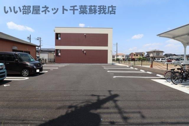 ヴィータ・セーヴェの駐車場|駐車スペースもあります
