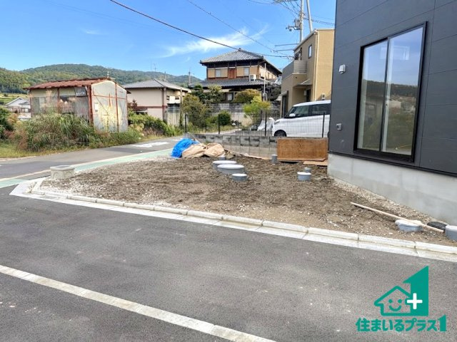 ●31(土)1(日)3(祝)現地説明会！　生駒市萩原町　全3邸の駐車場|駐車スペース！散水栓があるので、こまめに愛車を洗えます！