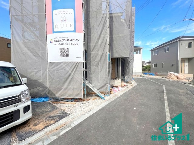 ●26(土)27(日)現地説明会！　生駒市萩原町　全3邸の前面道路含む現地写真|駅やスーパー、小学校・中学校等日常生活に欠かせない情報や道のりもご紹介いたしますのでお気軽にご相談ください。