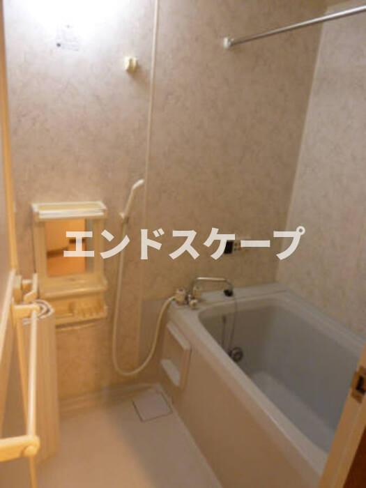 ロワイヤルの浴室|高崎、前橋のお部屋探しはエンドスケープまで！お客様の理想お聞かせ下さい♪