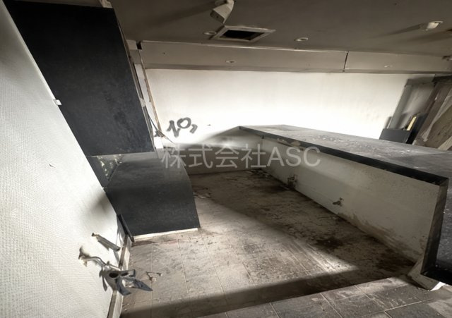 新栄プロパティー昭和町 貸店舗・事務所の内装