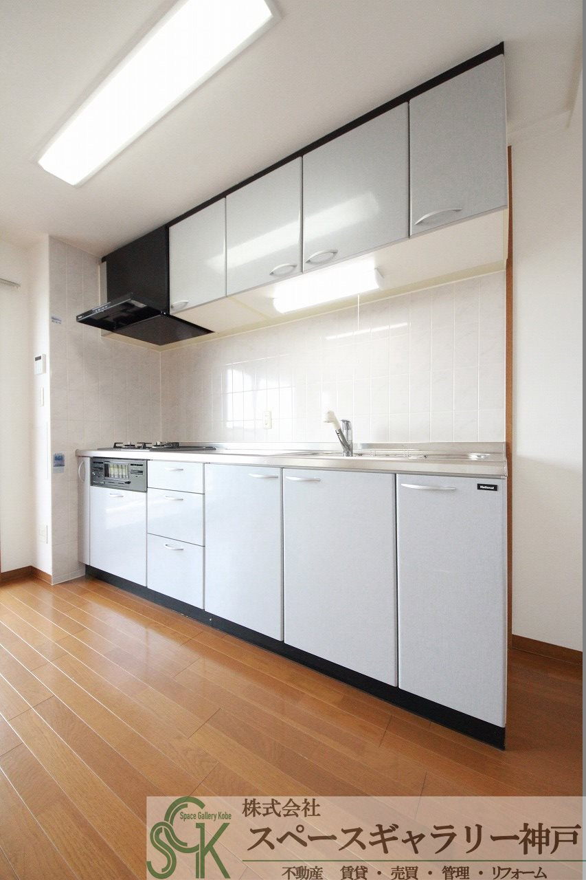 アプリーレ垂水のキッチン|※お部屋により仕様が異なる場合があります※リフォーム前のお写真になります※