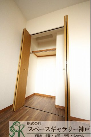 アプリーレ垂水の収納|※お部屋により仕様が異なる場合があります※リフォーム前のお写真になります※